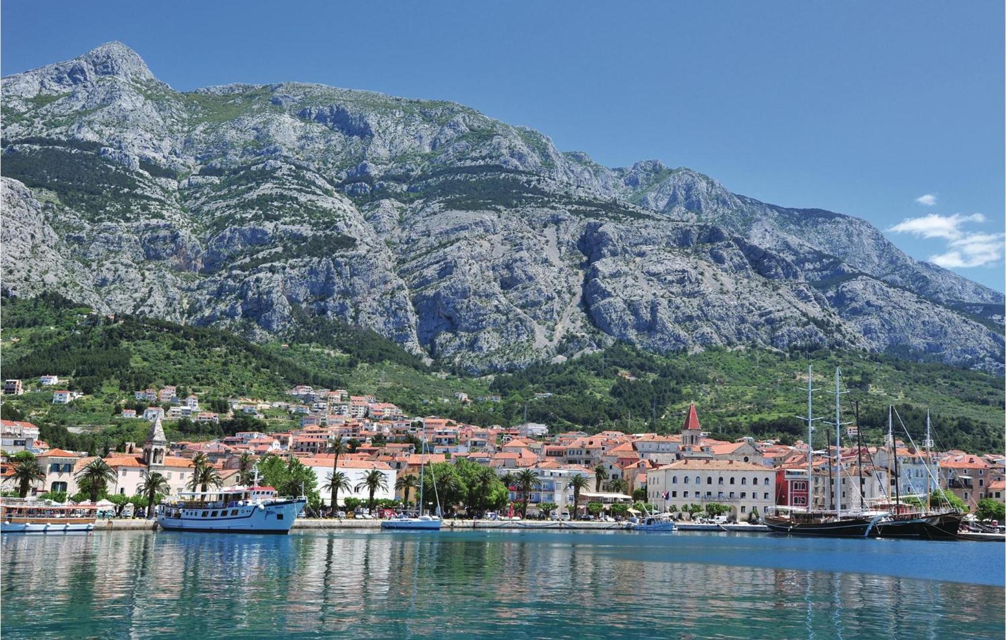 Amazing Apartment In Makarska With House Sea View エクステリア 写真